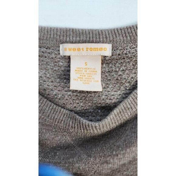Sweet Romeo Brown Lightweight Women's Small Sweater. - Picture 4 of 8
